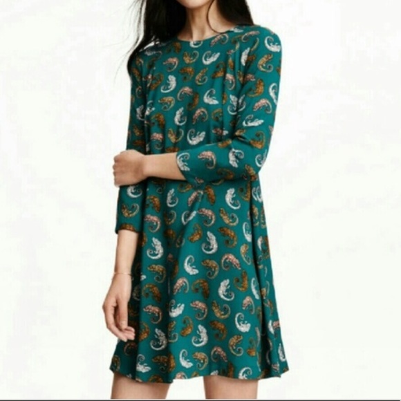 H M 3 4 Sleeve Chameleon Swing Dress